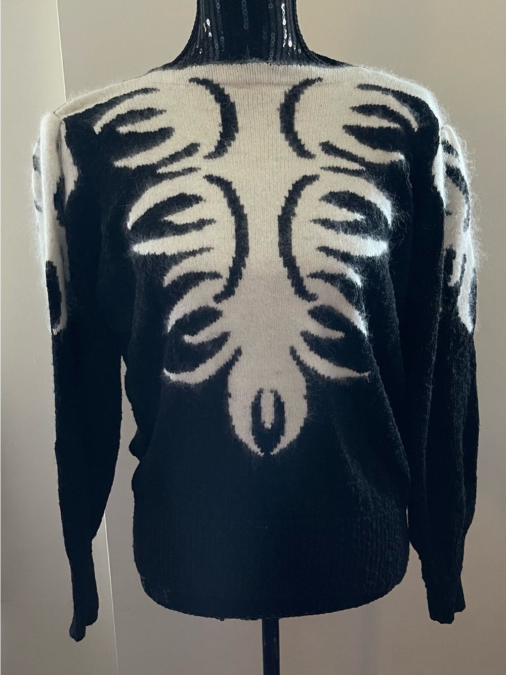 Vintage Olsen Black and White Angora Patterned Sweater Size XL